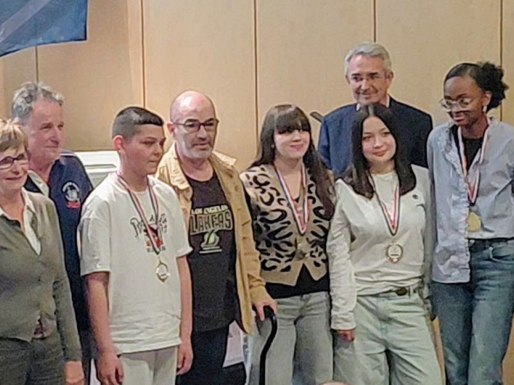 Image de l'actu 'Remise de distinctions exceptionnelles lors de l’AG du CDOS de l’Aube - 09/04/2026'